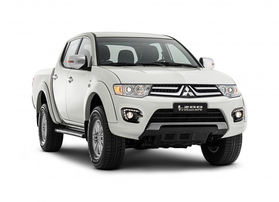  Mitsubishi L200 Triton HPE 2016 года  (LA) (фото 11 из 13)